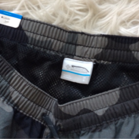 NWT Columbia Men’s Omni-Shade Camo Swim Trunks - Picture 7 of 8